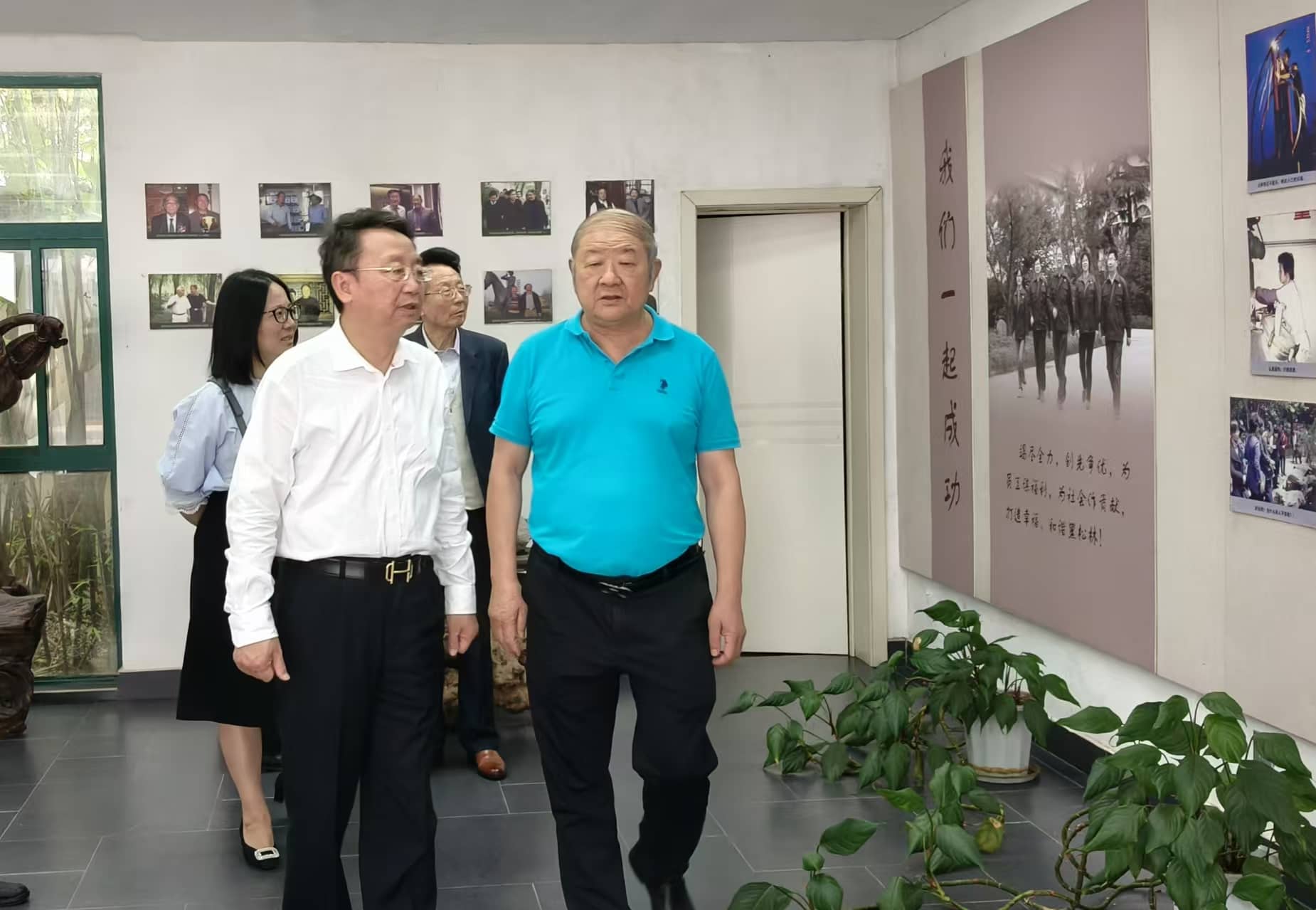 李琨会长出席泰兴市企业文化研究会建会15周年活动